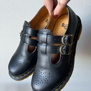 Dr. Marten 8065 Mary Janes